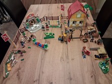PLAYMOBIL HORSE RIDING/STABLES