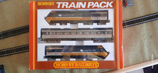 HORNBY R401 EXECUTIVE TRAIN