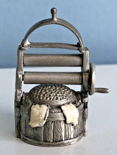 1990s thimble collectors - "thimble,