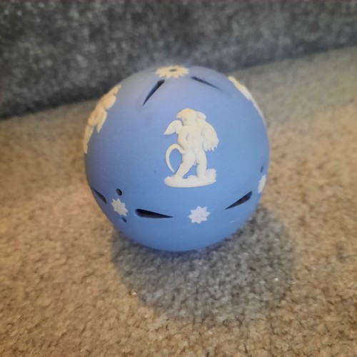 Wedgewood jasperware blue and - wedgewood,