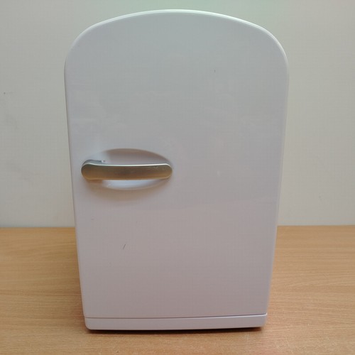 Mini fridge - mini,