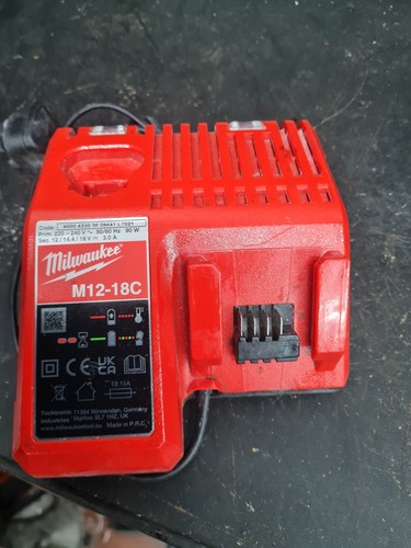 Milwaukee m12 18c - m12-18c, battery