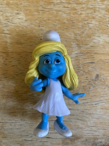 The smurfs smurfette toy - the,