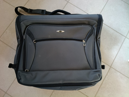 Samsonite suit carrier - carrier, garment