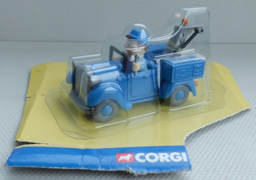Corgi sparks garage - corgi, mr