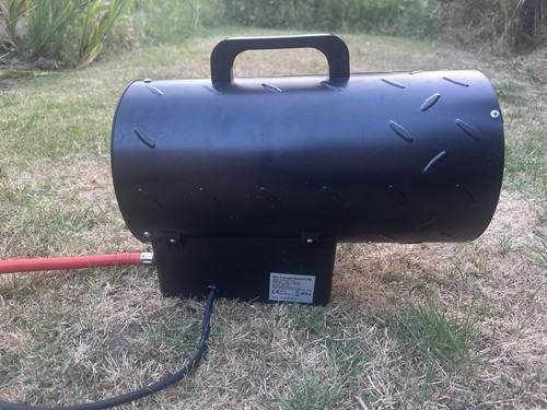 Portable gas space heater - gas,
