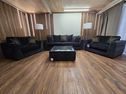 Designer label seater - designer,