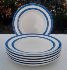 6 T G GREEN CORNISH WARE SIDE