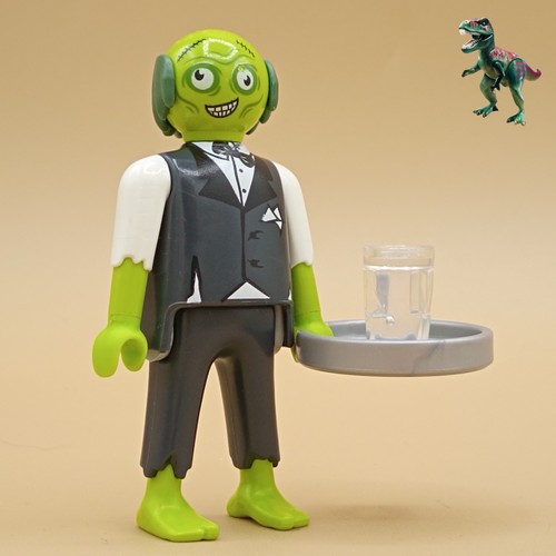 Playmobil zombie butler