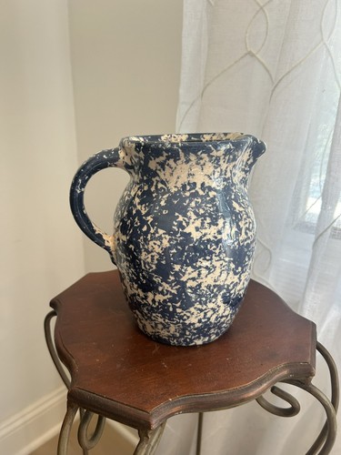 Antique blue white - &,