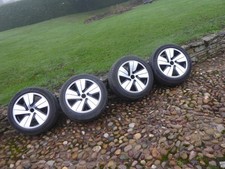 PORSCHE TAYCAN SET OF UNMARKED