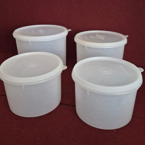Vintage tupperware round - vintage,