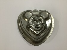 Vintage Mickey Mouse Mould. Jelly/Small Cake. 11.7cm Wide x 12cm Long x 4cm High