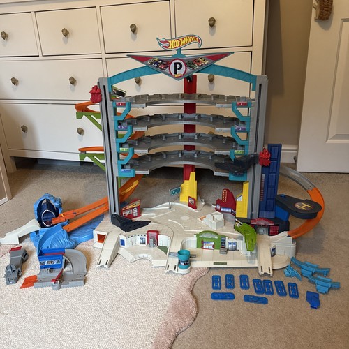 Hot wheels ultimate garage - hot,