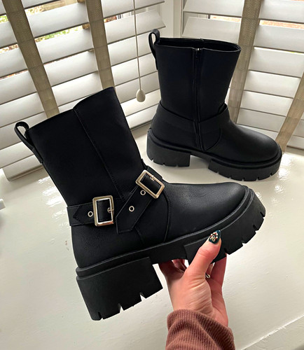 Black chunky buckle platform - chunky,