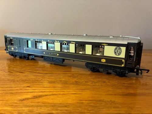 Hornby pullman brake parlour - "pullman,