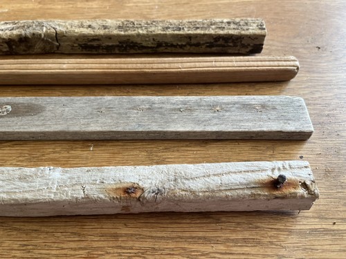 Long driftwood pieces sea - long,