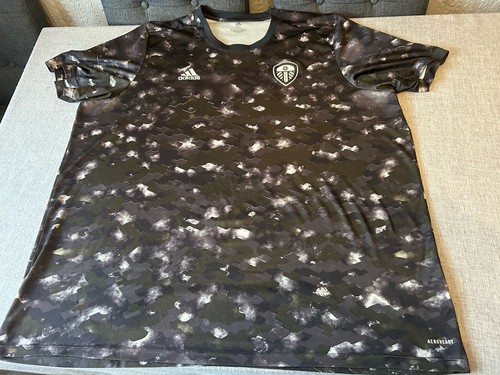 Leeds united training tee - leeds,