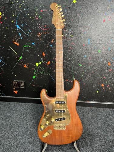 Schecter usa van - van, nuys