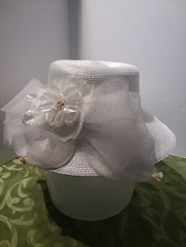 Lady’s Women’s White with