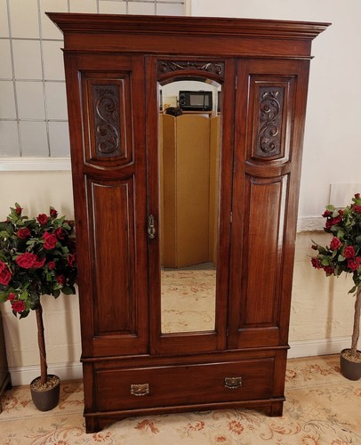 Late victorian walnut carved - late,