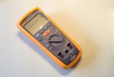Fluke 1507 Insulation Resistance Tester