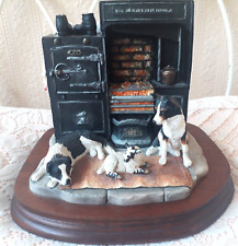 IN FROM THE COLD BORDER FINE