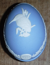 Wedgwood Blue Jasper Ware Egg Trinket Pot ~ Kingfisher ~ 1982 ~ Excellent