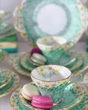 Rare vintage Aynsley Daisy