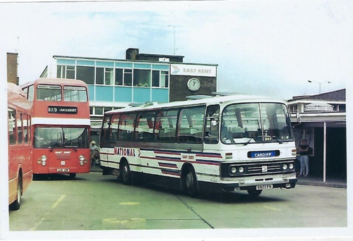 Bus photo 6803fn east kent - bus,
