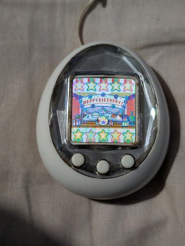 Tamagotchi white japanese - white,