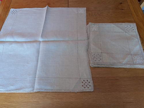 Small beige vintage linen - small,