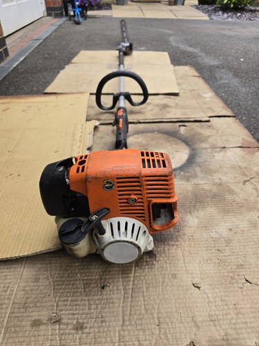 Stihl long reach hedge trimmer - reach,