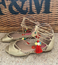 Betsey Johnson Abree Gold