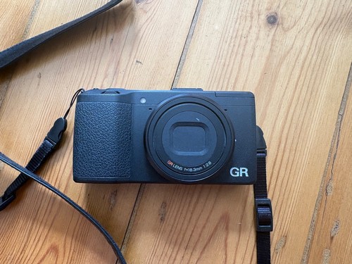 Ricoh 2mp aps c - ricoh, 16.2mp