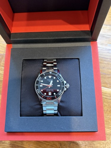 Tissot watch seastar 1000 - ,