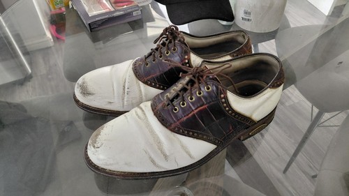 Footjoy classics golf shoes