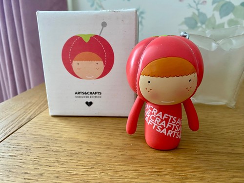 Momiji cherie pin cushion doll - pin,