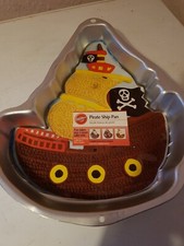 RARE WILTON RETRO PIRATE SHIP