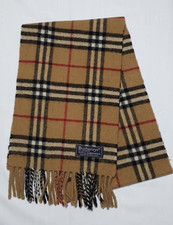 Genuine Burberry Lambswool scarf short size 140CM excellent condition