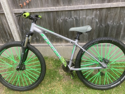 Carrera hustle mountain bike - 1,