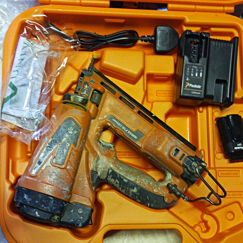 Paslode im65a f16 - f16, lithium