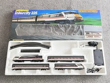 Hornby OO gauge R696 inter city 225 train set boxed