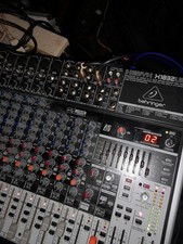 Behringer XENYX X1832USB Premium 18 Input 3/2-Bus Powered Mixer Mic Preamps Amp