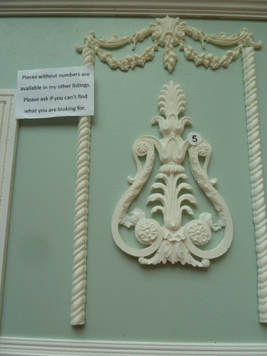 Dolls house scale resin - house,
