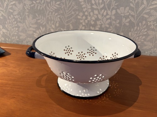 Vintage white enamel - vintage,