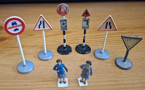 Dinky toys original road - dinky,