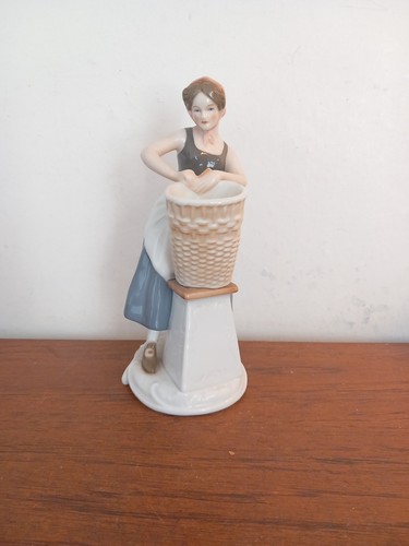 Vintage goebel basket weaver - goebel,