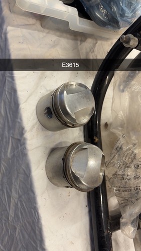 Triumph e3615 pistons t100 - triumph,