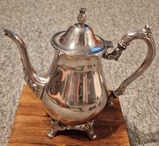 Vintage Oneida Silver Plated Tea Pot With Hinged Lid VGC Vintage